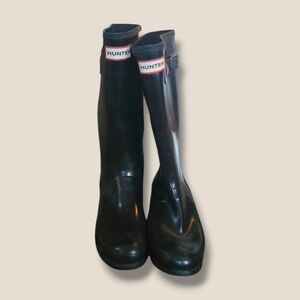 Hunter Tall Gloss Black Rain Boots